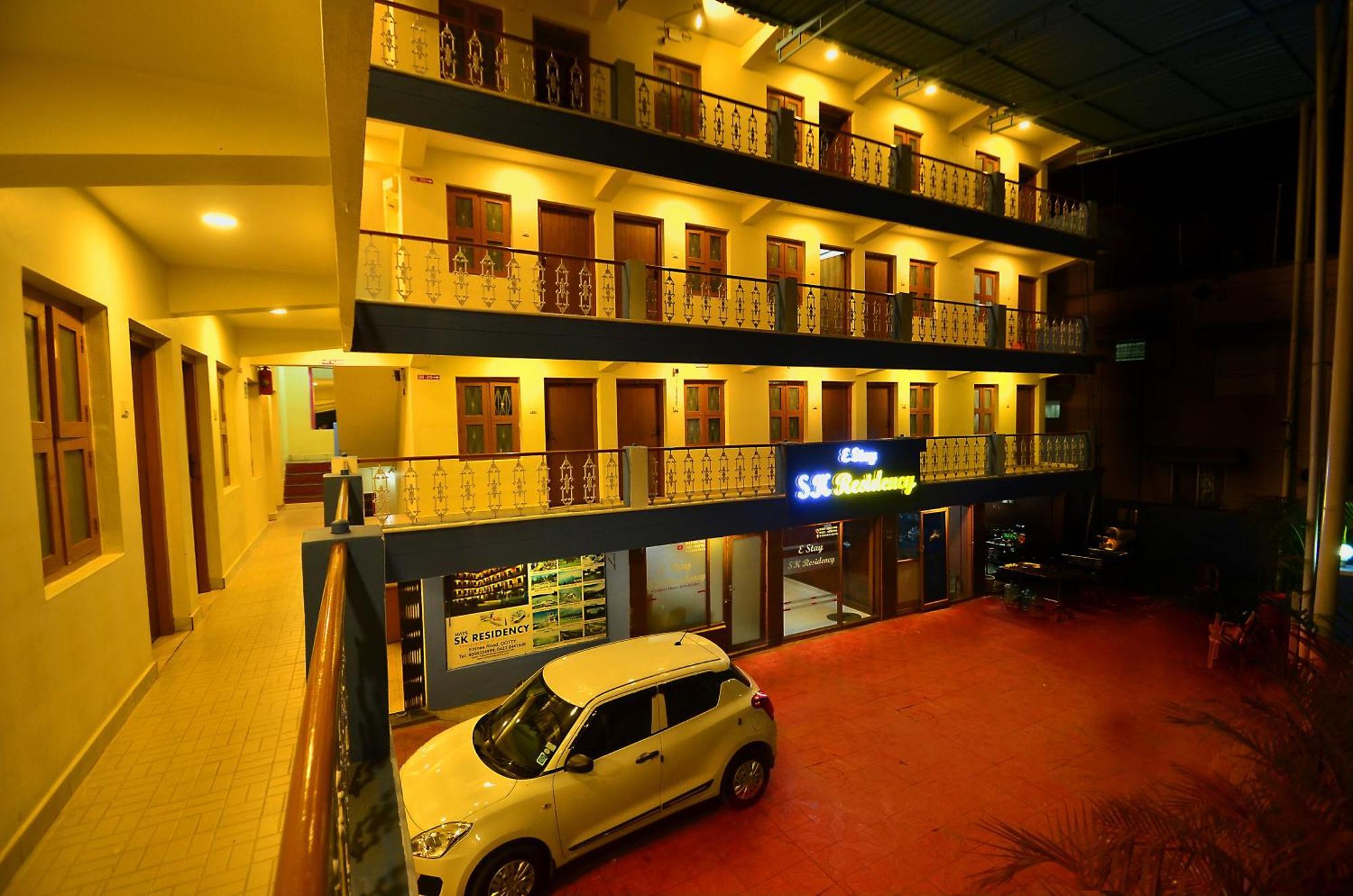 אוטי Estay Sk Residency מראה חיצוני תמונה